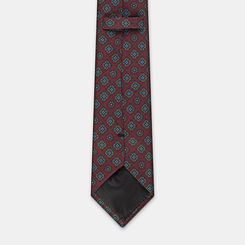 Silk tie, n°137 with geometric patterns for a white shirt ceremony.